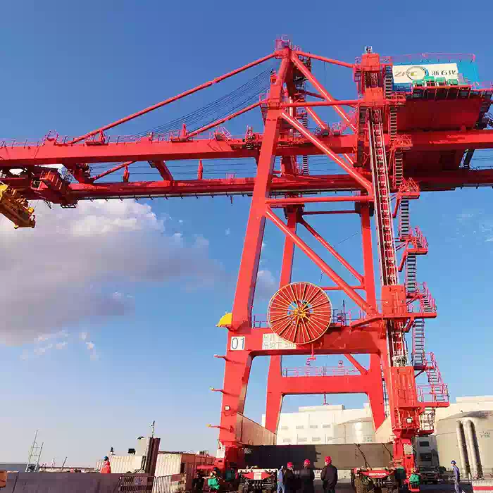 Ship-to-shore Container Crane