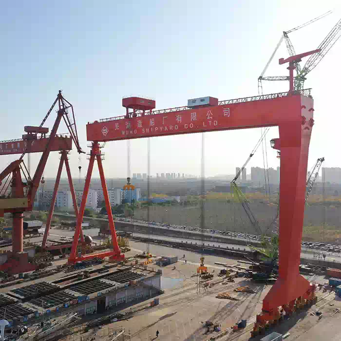 卫华450吨造船门机.webp